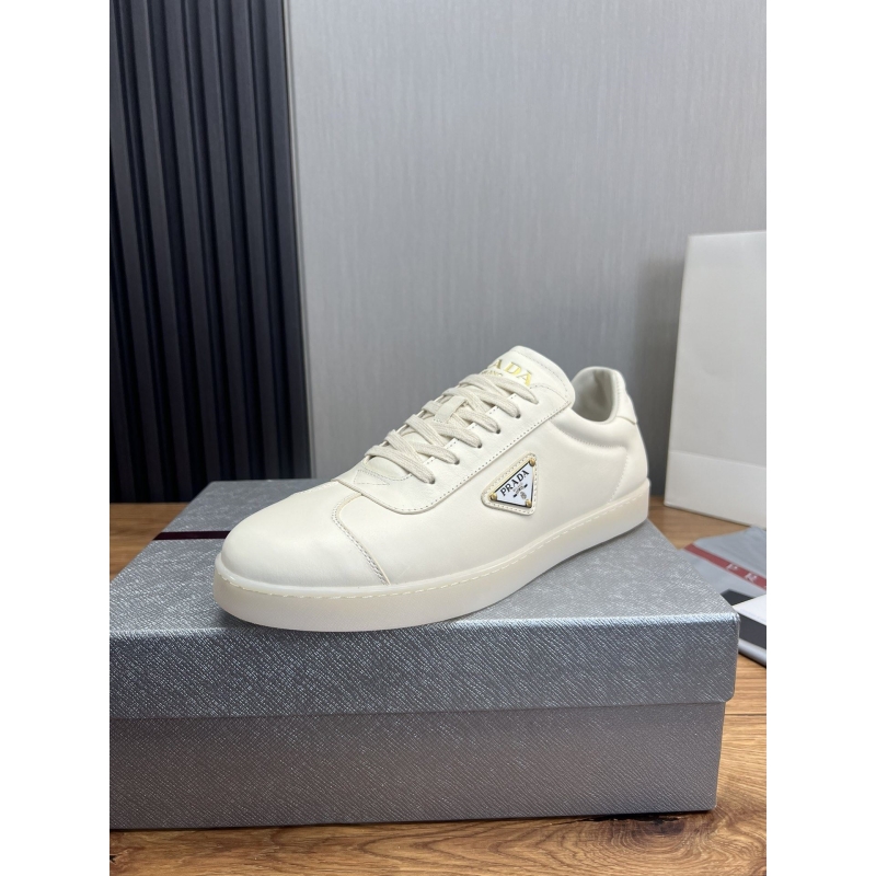 Pra*a sneakers
